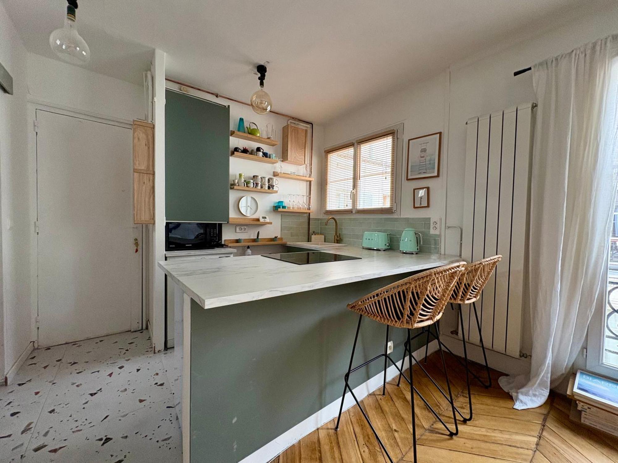 Appartamento Au Pied De Montmartre Parigi